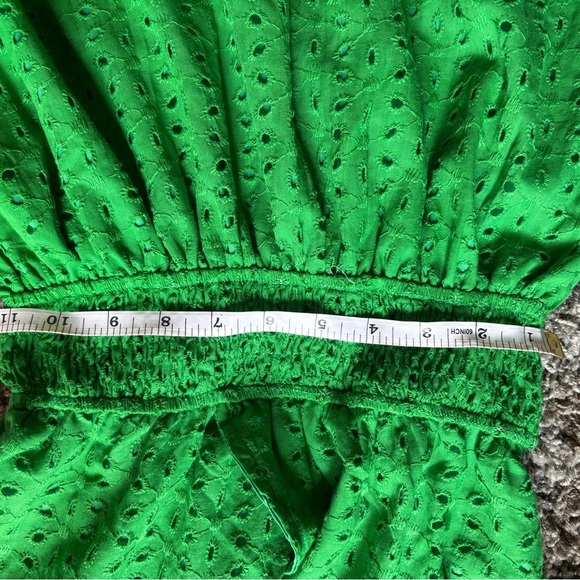 Elegant Green Maxi Dress - Picture 5 of 7